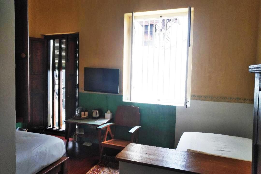 Ren I Tang Heritage Inn Джорджтаун Екстер'єр фото